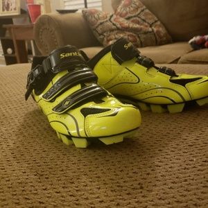Size 44 Santic bike shoes mens